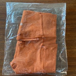 NWOT Athleta Salutation Stash Pocket II 7/8 Tight SP